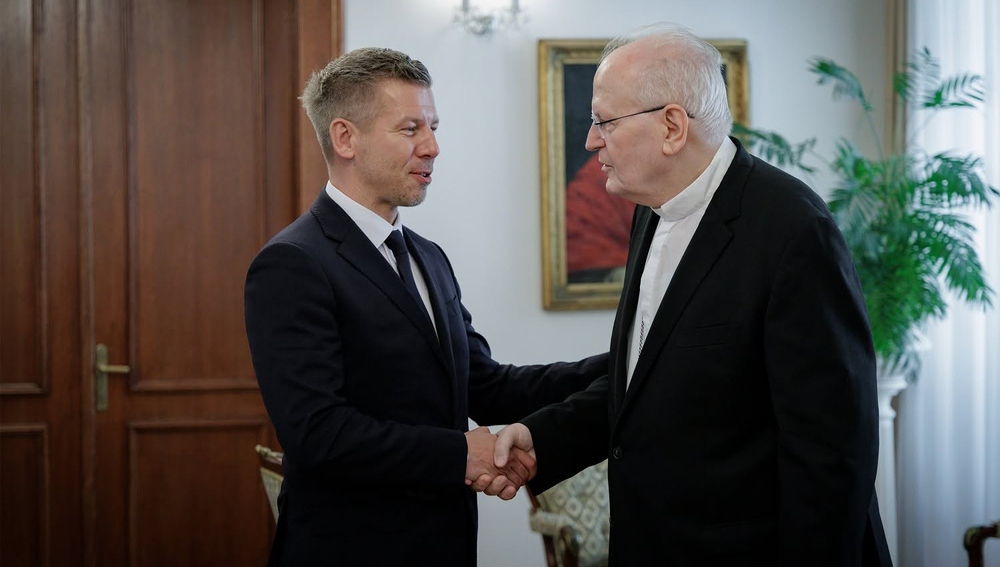 Ministerpräsident Péter Magyar und Kardinal Péter Erdö