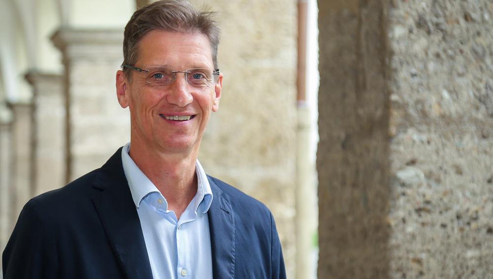 Professor für Patristik und Kirchengeschichte an der Katholisch-Theologischen Fakultät der Paris-Lodron-Universität Salzburg, Gründungsdirektor des ZECO – Zentrum zur Erforschung des Christlichen Ostens der Universität Salzburg; u.a. ehem. Vorsitzend