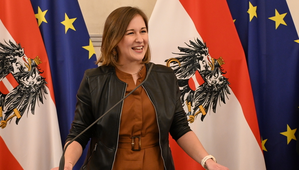 Bundesministerin Claudia Plakolm