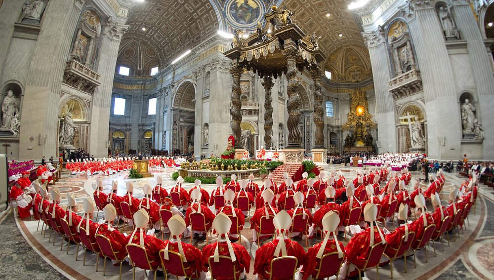 Beginn des Konklave am 12. März 2013Bild: Gottesdienst zum Beginn des Konklave  am 12.März 2013 im Petersdom in Rom. REUTERS/Osservatore Romano (VATICAN  - Tags: RELIGION POLITICS) FOR EDITORIAL USE ONLY. NOT FOR SALE FOR MARKETING OR ADVERTISING C
