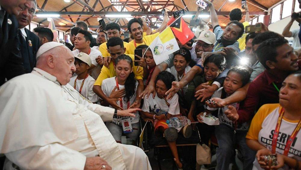 Papst bei Begegnung mit Jugendlichen in Osttimor