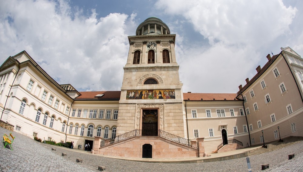 Klosterkirche der Erzabtei Pannonhalma