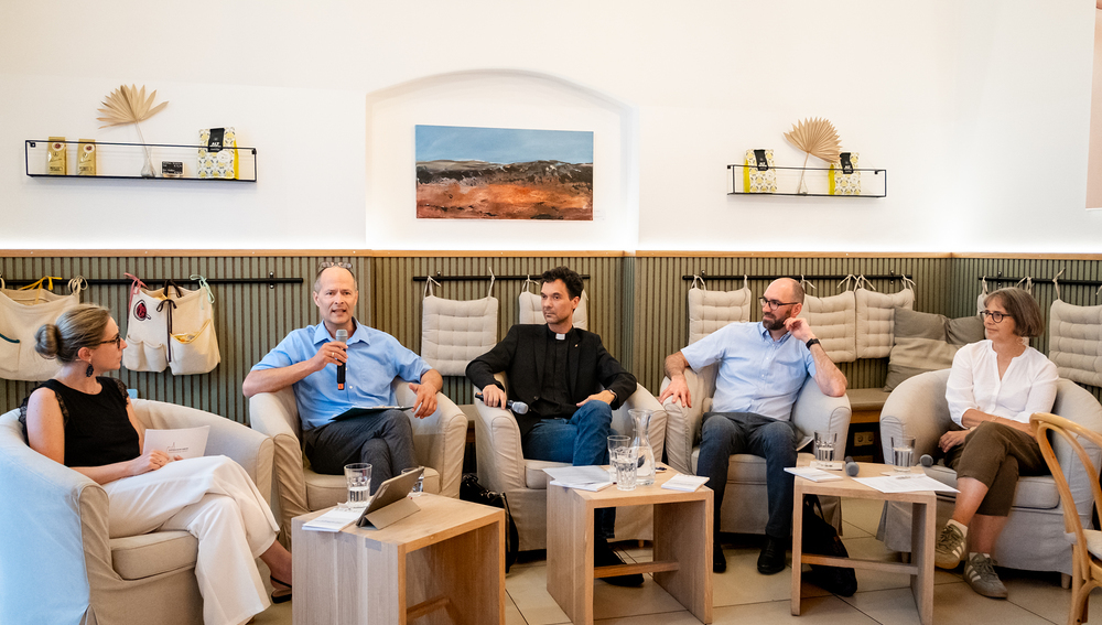Podiumsdiskussion 'Assistierter Suizid', 18.6.2026
