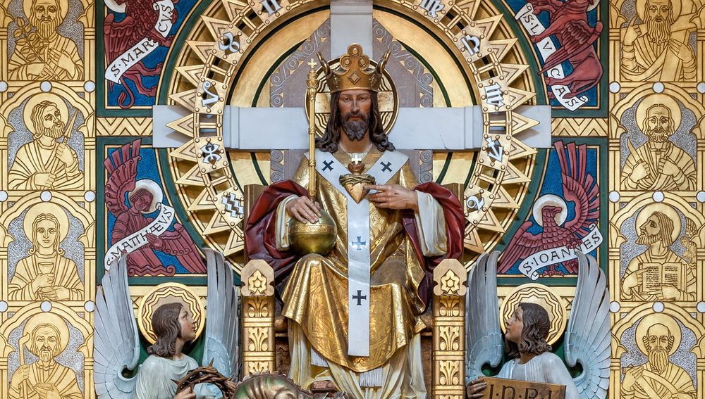 Darstellung von Christus als König in der Karmeliterkirche Wien-Döbling