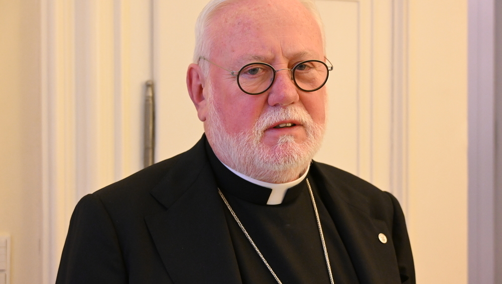 Kurienerzbischof Paul Gallagher