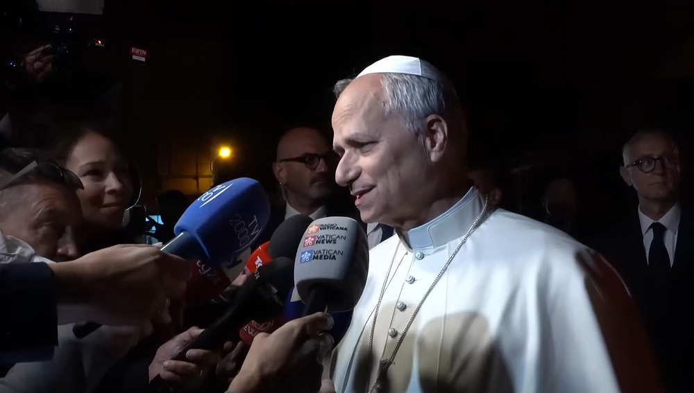 Papst Leo XIV. bei Statement vor Medienvertretern