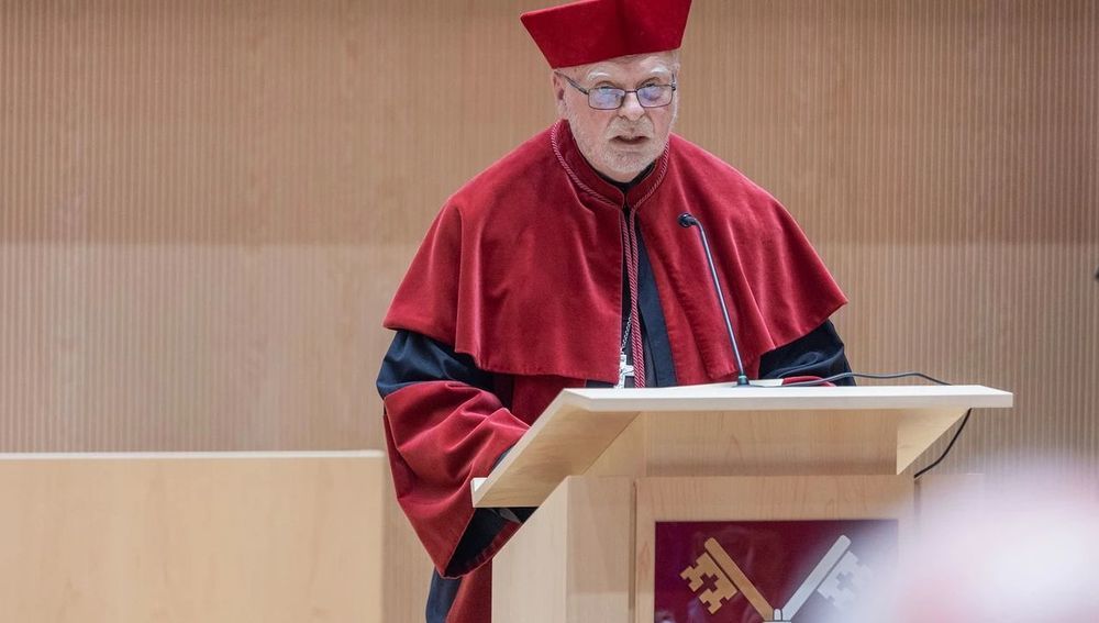 Kardinal Arborelius bei Verleihung der Ehrendoktorwürde