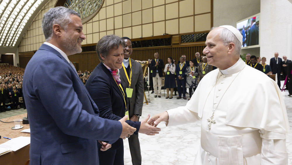 Klara-Antonia Csiszar und Papst Leo XIV.