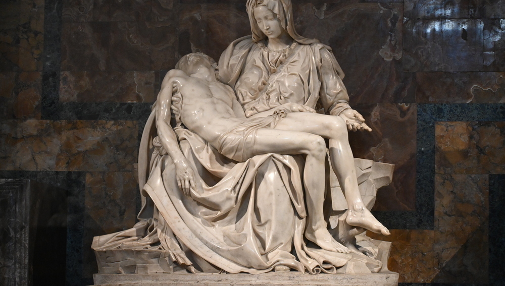 Pieta des Michelangelo im Petersdom