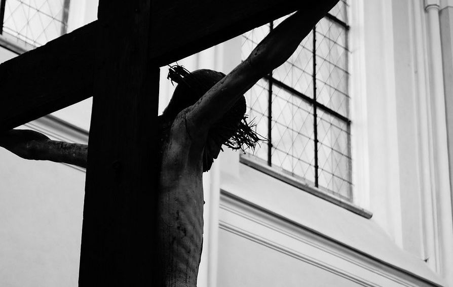 Kruzifix in einer Kirche