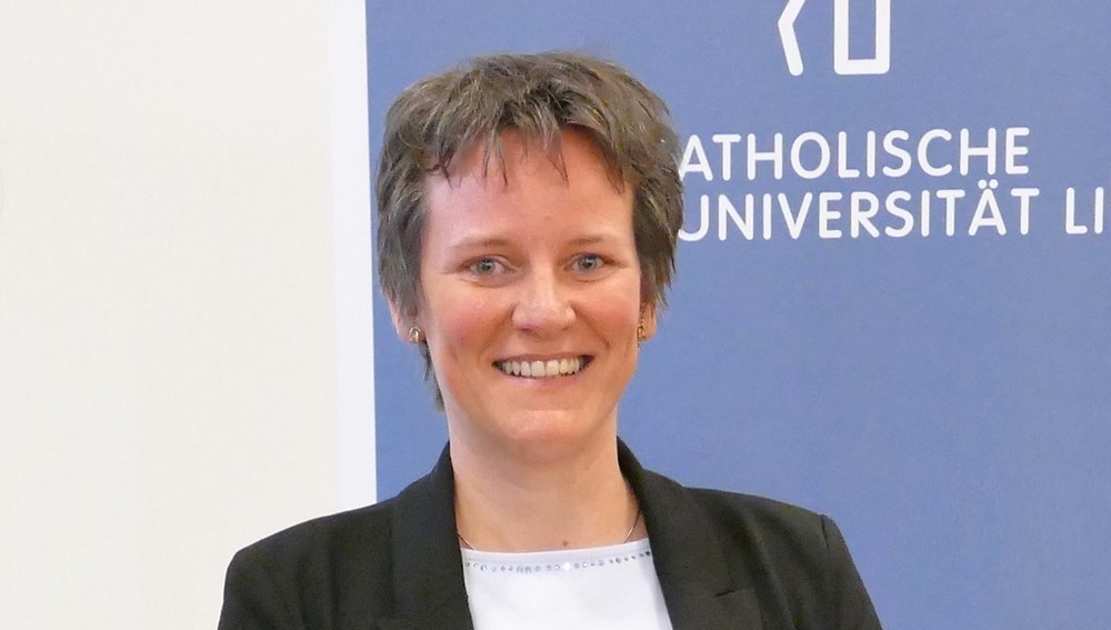 Prof. Klara-Antonia Csiszar