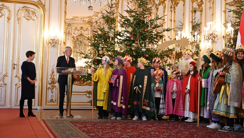 Sternsinger bei Bundespräsident Alexander Van der Bellen