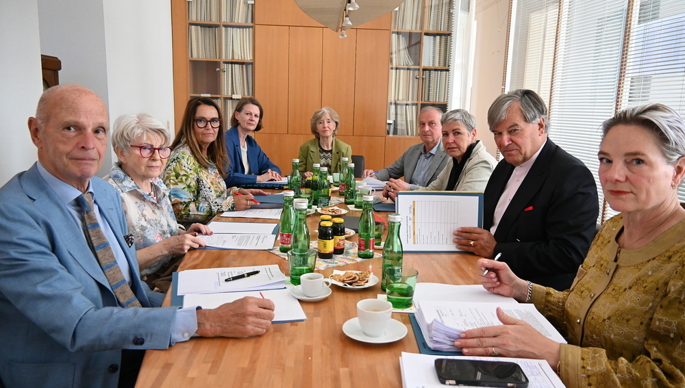 Unabhängige Opferschutzkommission (UOK) bzw. Opferschutzanwaltschaft (UOA)