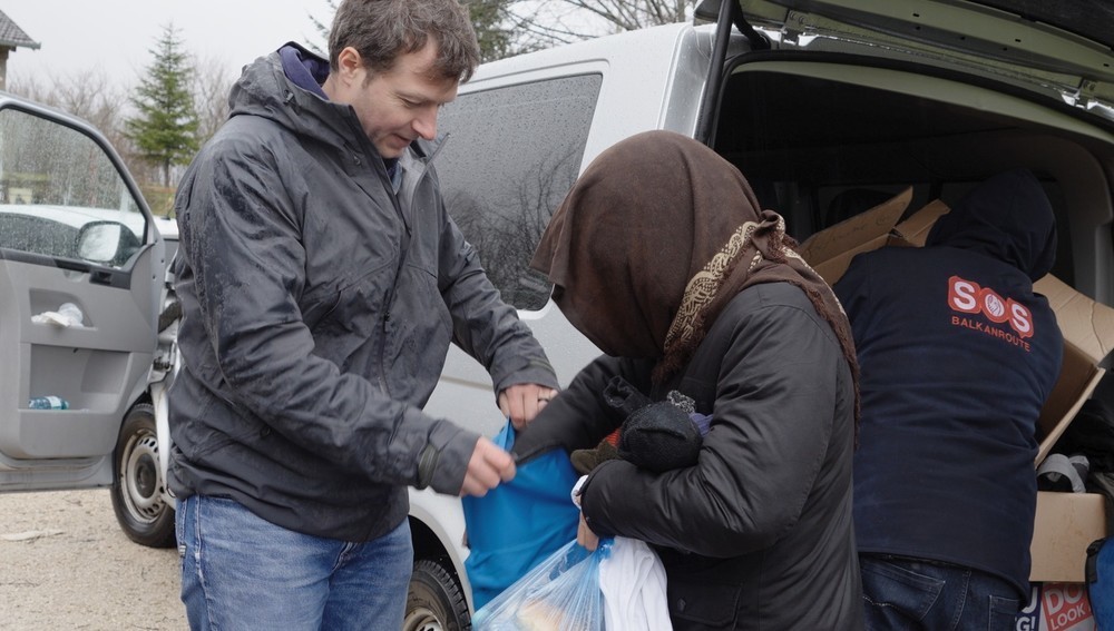 Br. Emanuel Huemer bei Hilfseinsatz auf der Balkanroute