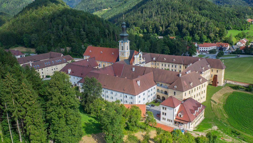 Stift Rein - Außenansicht, Luftaufnahme, Graz