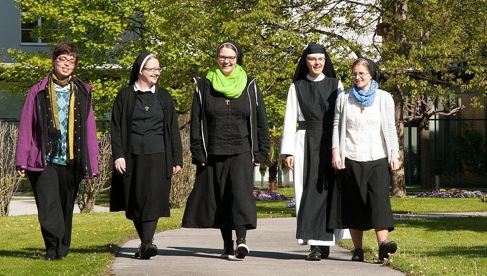 “Hello Sister! What You Always Wanted to Ask”: Religious Sisters in Salzburg Invites All to an Open Forum